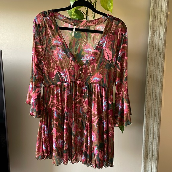 Free People Dresses & Skirts - NWOT Free People sheer mini dress